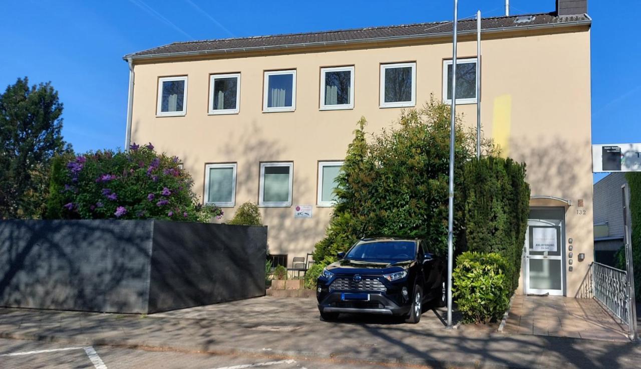 Spacious House デュッセルドルフ エクステリア 写真