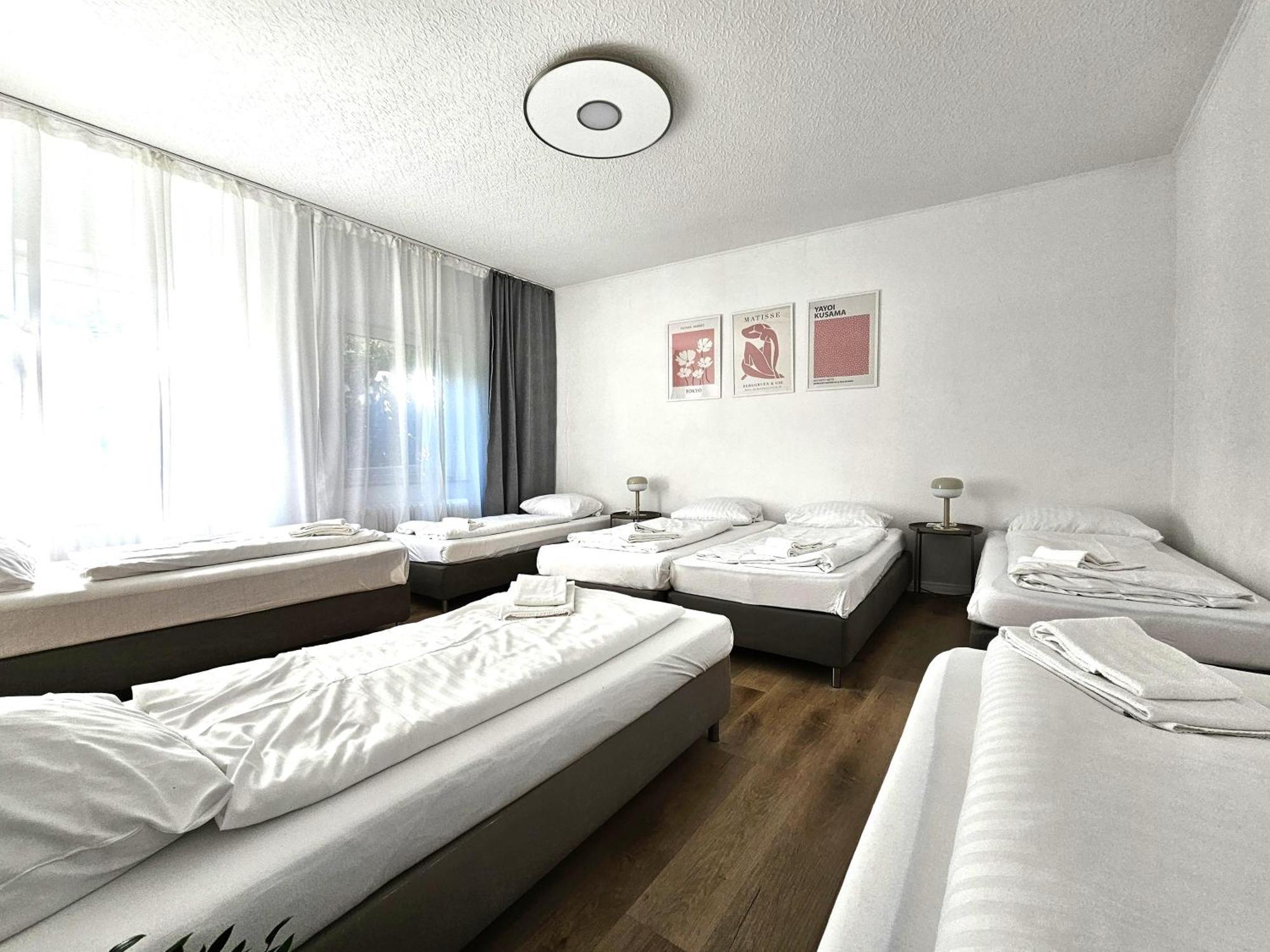 Spacious House デュッセルドルフ 部屋 写真